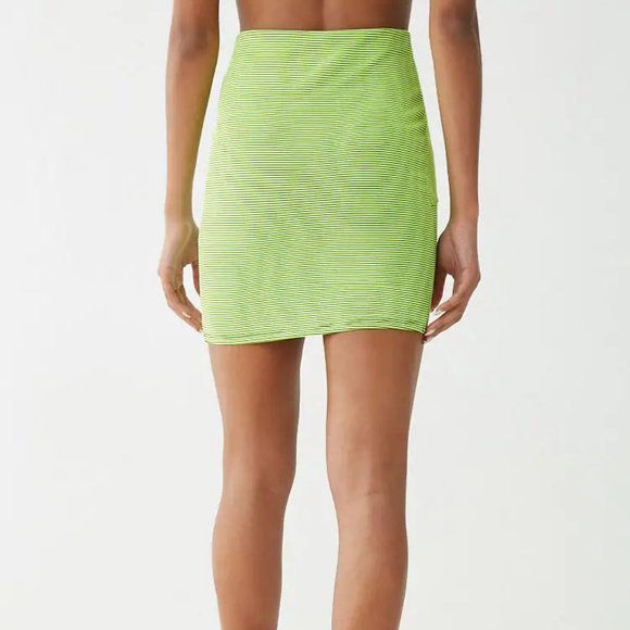 Ribbed Neon Green Fitted Mini - Picture 2 of 4